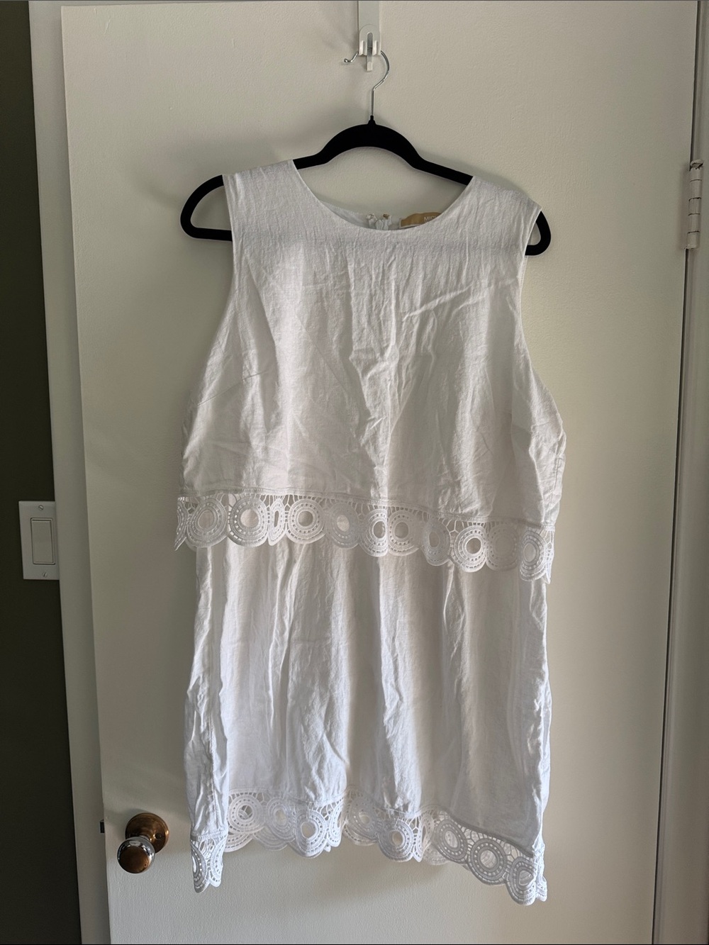 Michael Kors White Sleeveless Eyelet Tunic Top